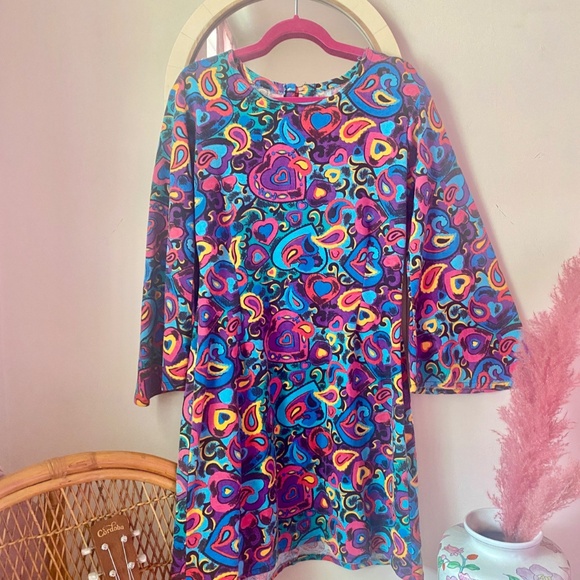 90s does 60s Rainbow Psychedelic Bell Sleeve Heart Print Mini Dress - Picture 5 of 6